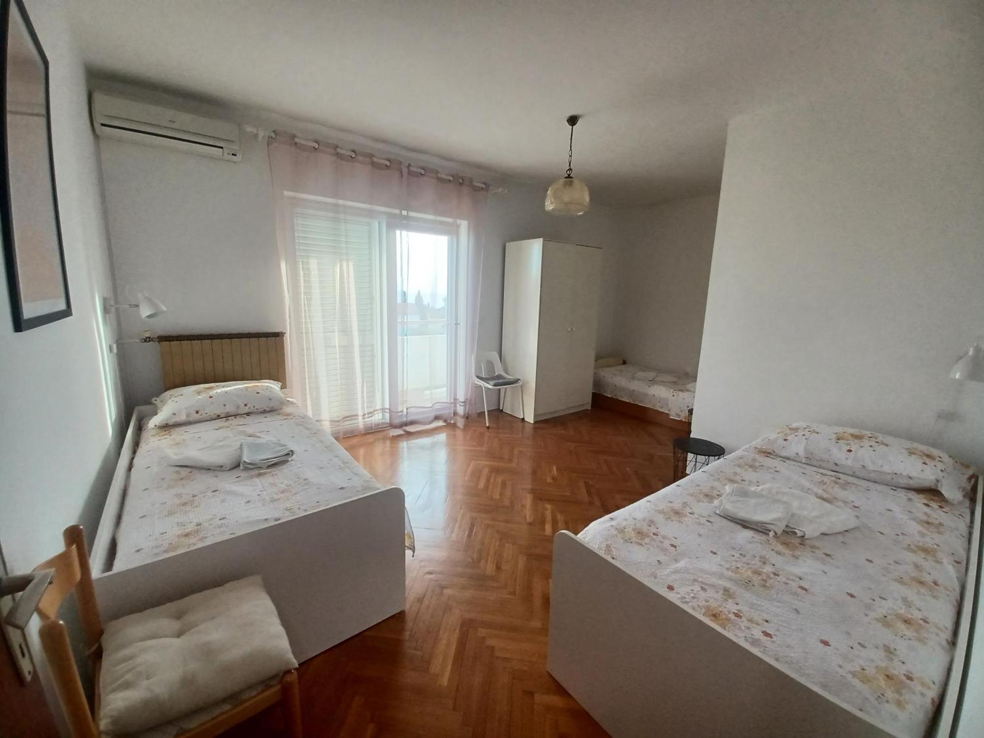Apartman Tamara Apartment Новаля Екстериор снимка